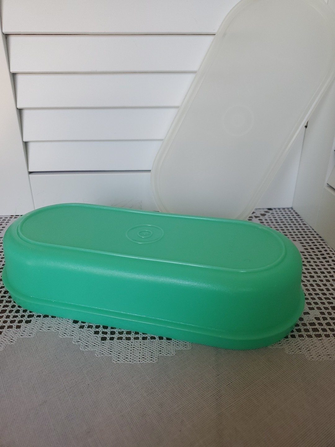 Tupperware Jade Green 1375 Oval Cheese Storage Container 1376 Lid VTG Meal Prep
