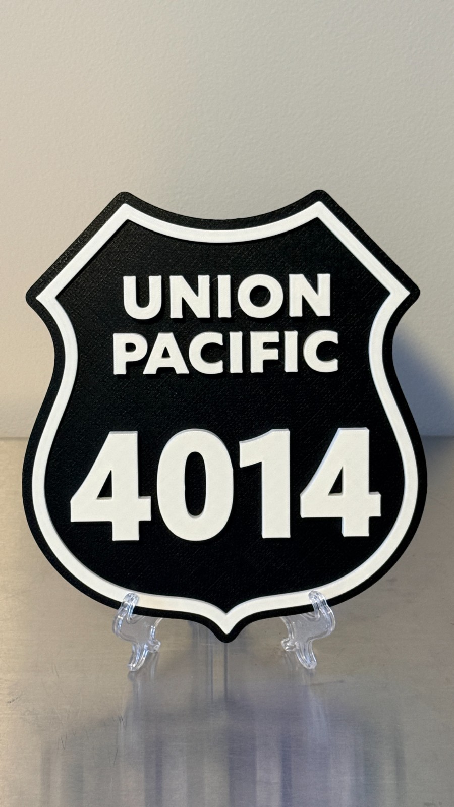 Union Pacific Railroad 4014 9″ 3D Display Plaque with stand
