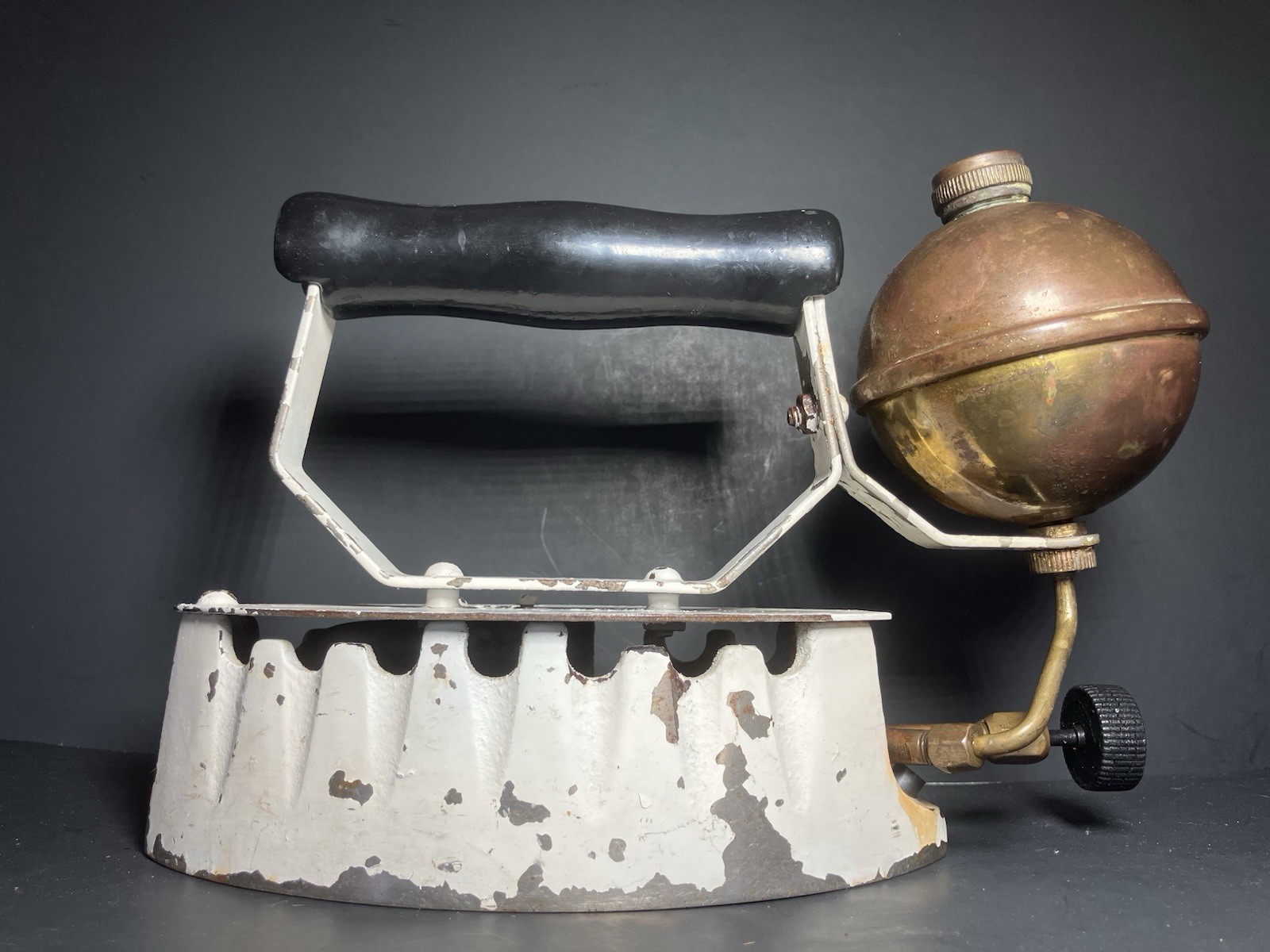 Antique Gas Clothes Sad Iron Fuel Steam Pressing