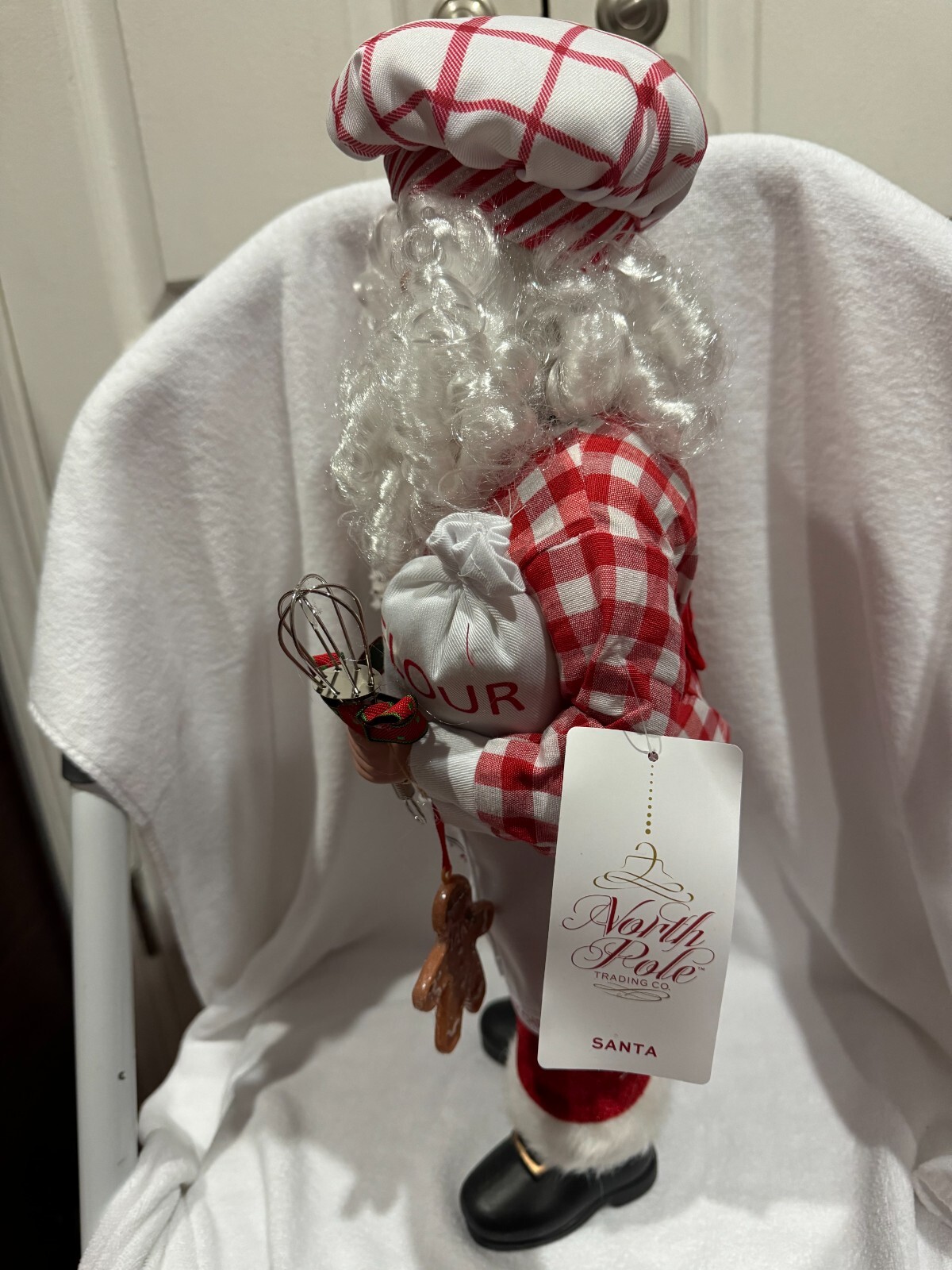 North Pole Trading Co. Santa Claus Figurine Baker 18″L