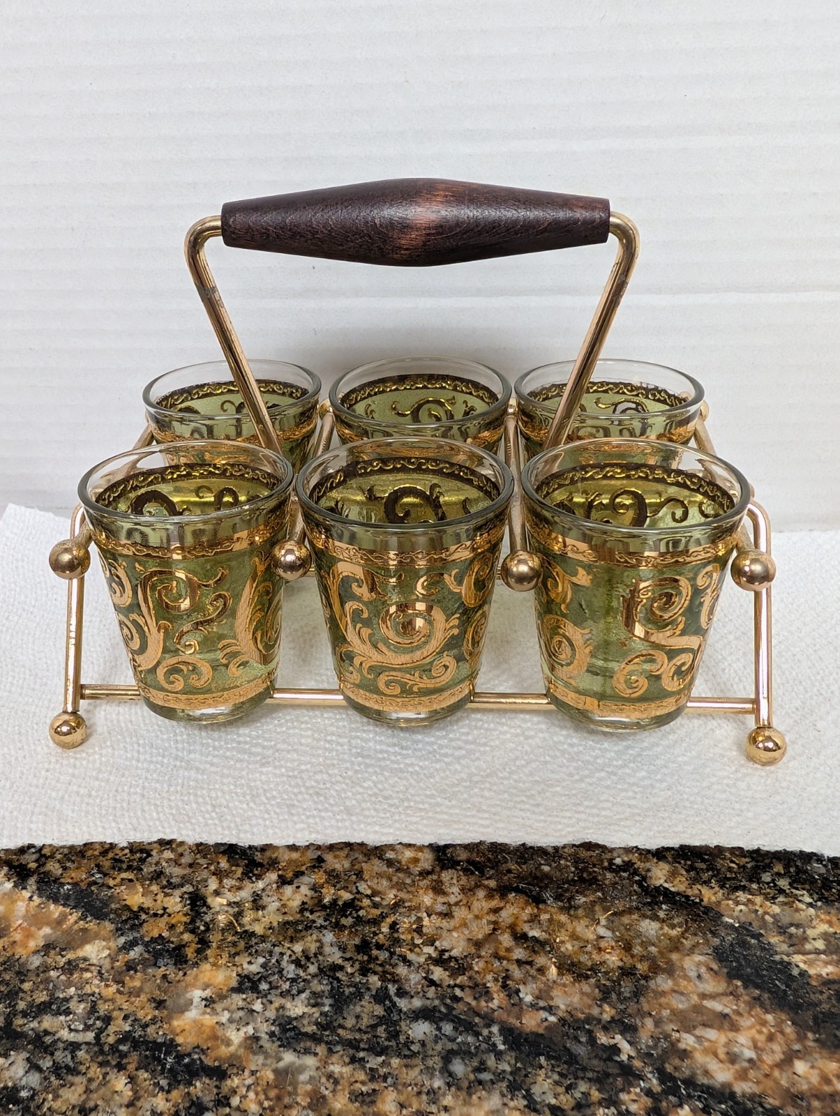 Vintage Culver Baroque In Green Gold Scroll 6 Shot Glasses With Carrier Caddy