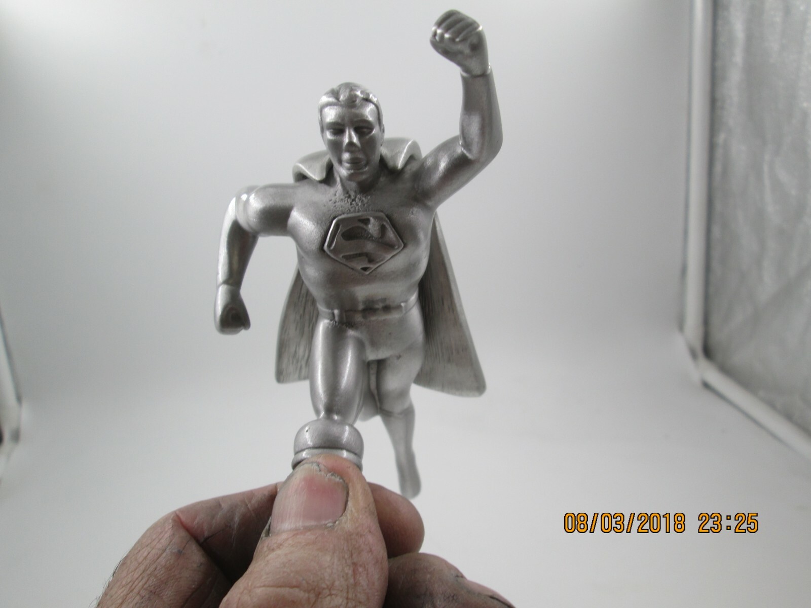 flying superman, kryptonite,clark kent, DC comics hotrod car hood ornament