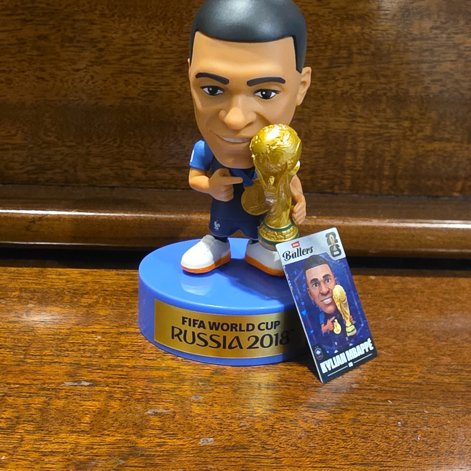 Ballers Kylian Mbappé Soccer Bobblehead FIFA World Cup Russia 2018 w/ Card