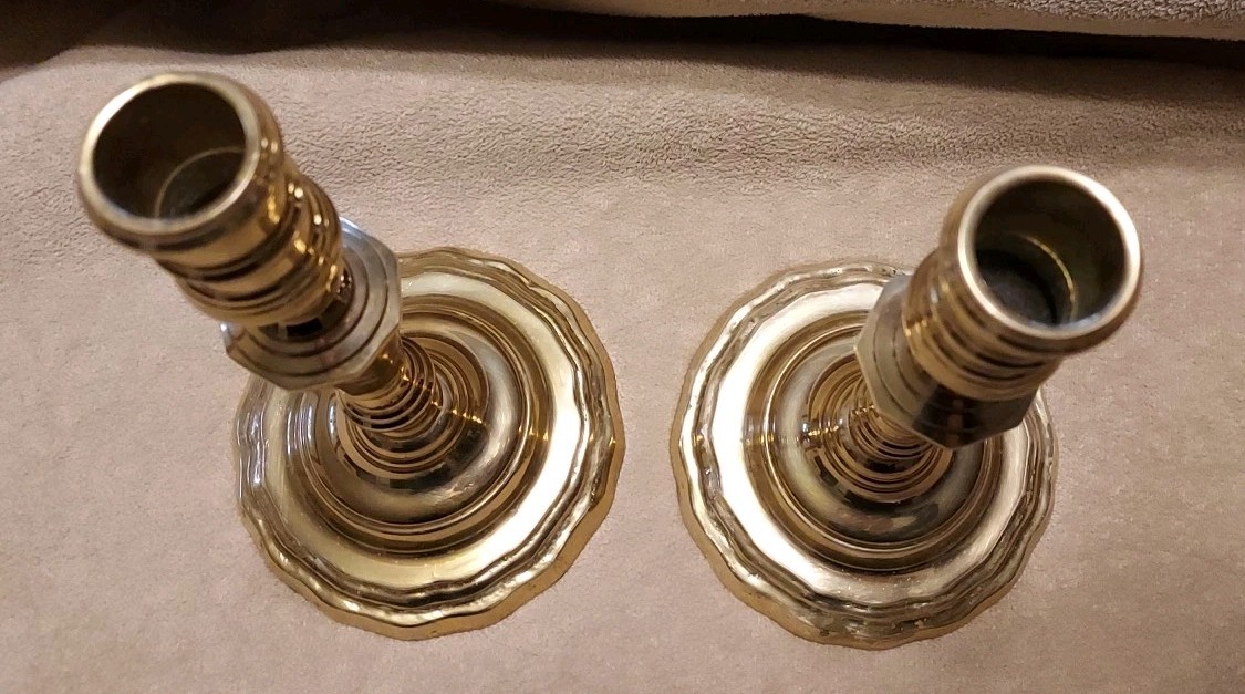 VTG Pair (2) Hampton Solid Brass Candlestick Holders 8-3/8″ Tall Style #10235