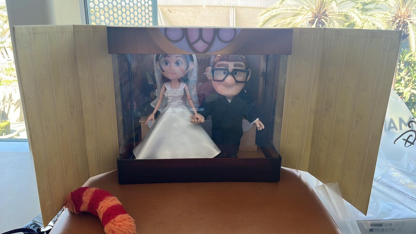 D23 Expo Carl And Ellie Wedding LE 1000 Doll Set