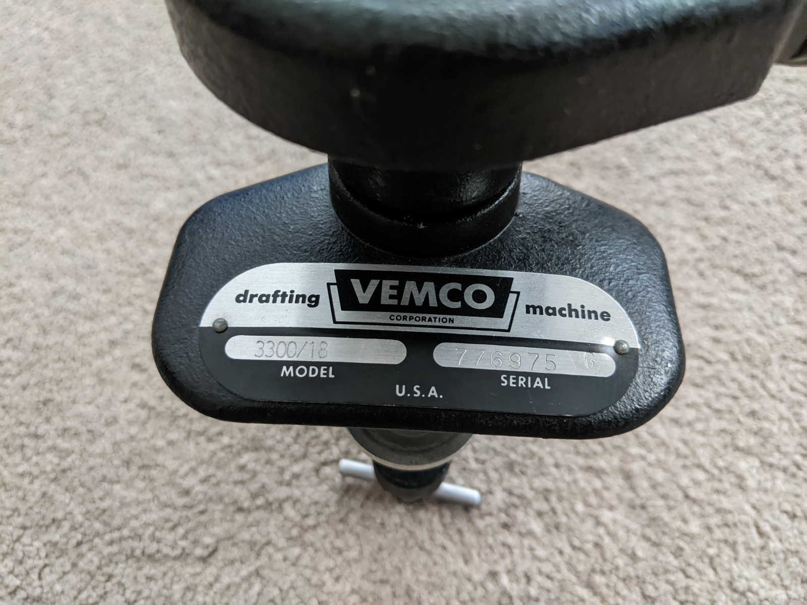 Vemco Drafting Machine 3300 18″ Right Hand 2 – 12″ Scales Rulers Pasadena USA