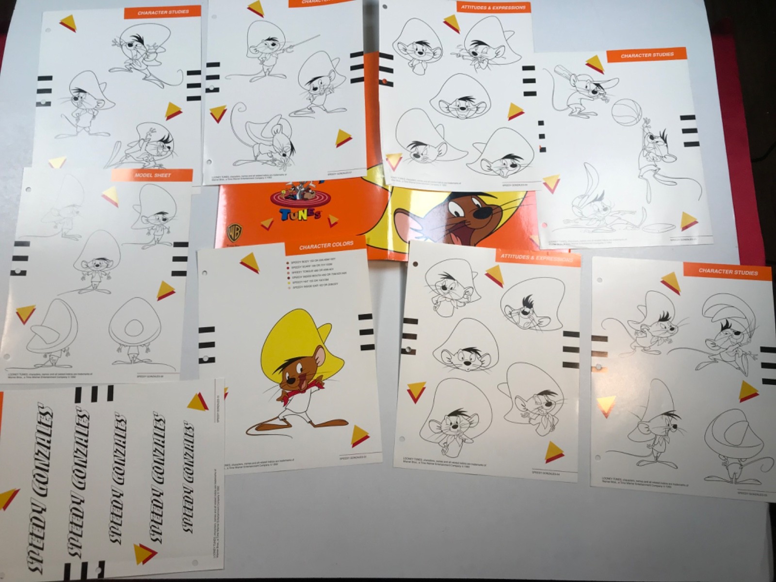 ANIMATION SPEEDY GONZALES STYLE GUIDES 1992 COMPLETE 10 PAGES + FOLDER