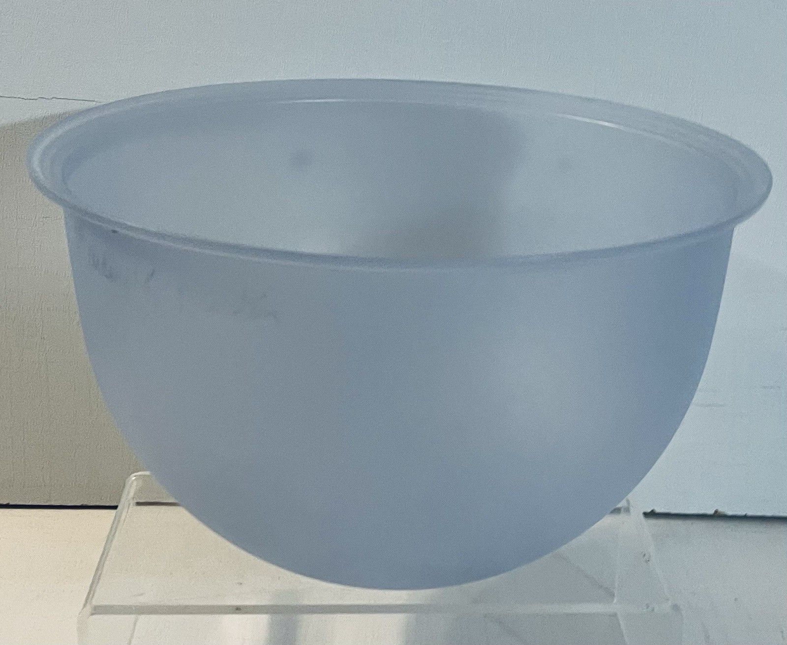 Tupperware Impressions Replacement Blue Mixing Bowls 4.3 Liter #3091B Bowl ONLY
