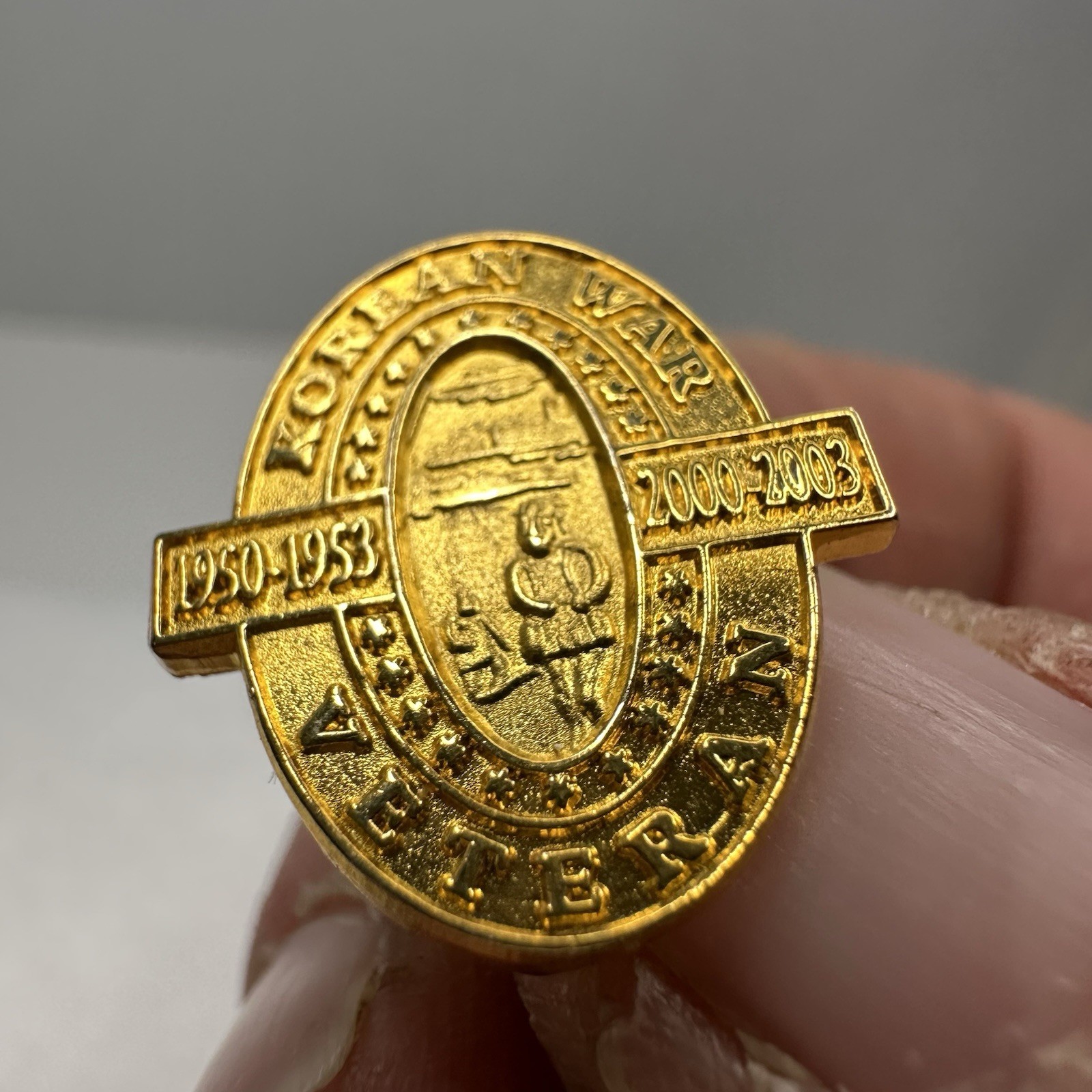Vintage Korean War Veteran Pin Gold Tone 1950-1953