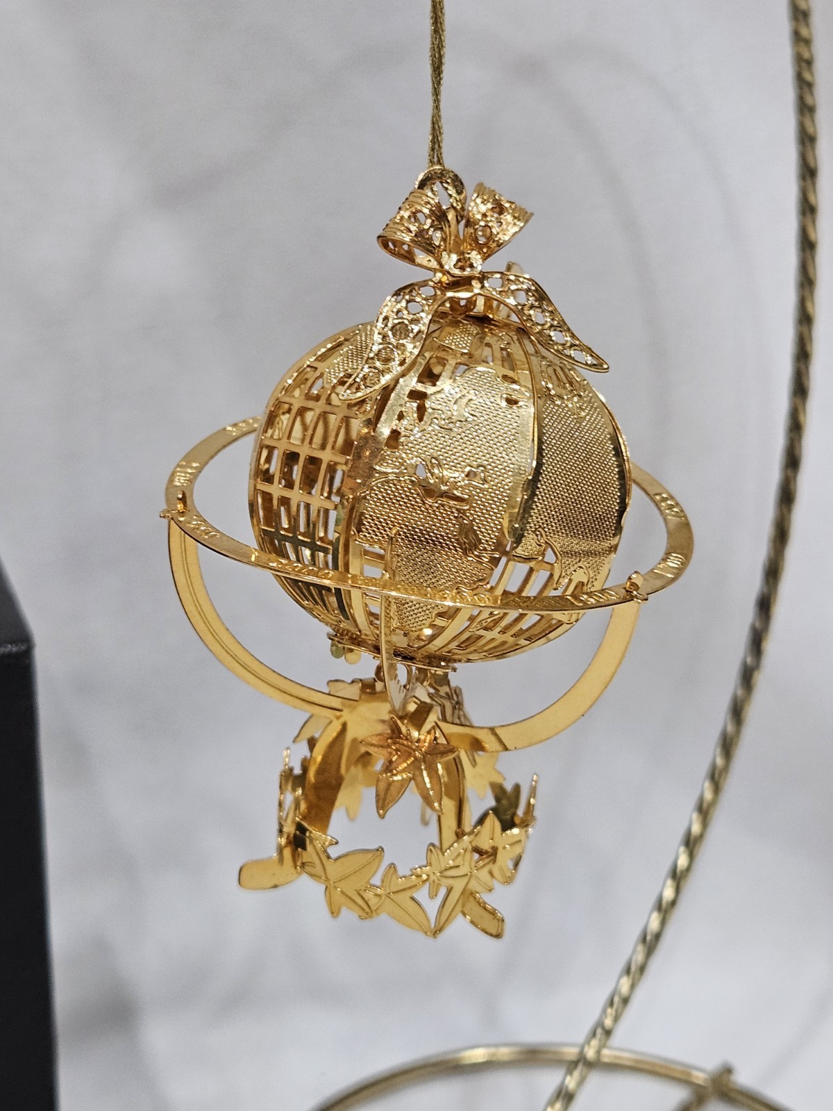 1999 Baldwin Millennium Globe Brass Christmas Ornament Limited Edition 7031.010