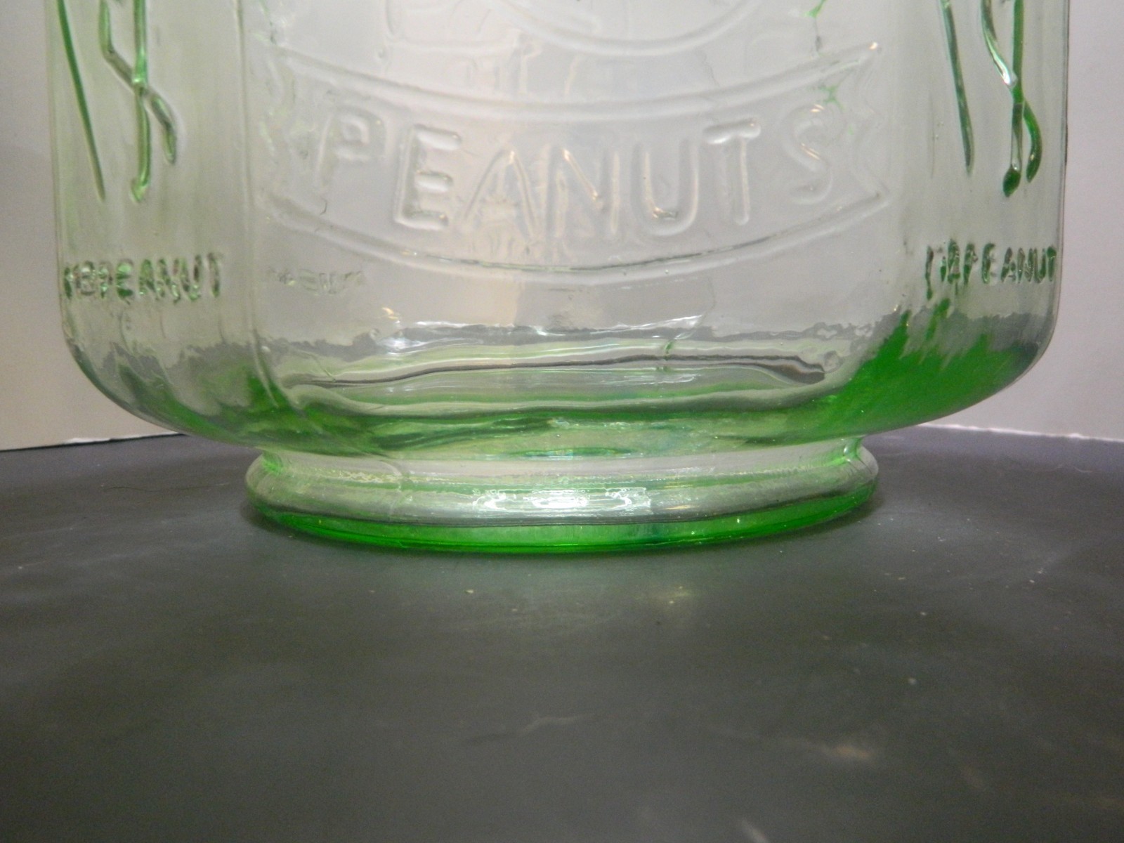 Antique Planter’s Peanuts 5¢ Embossed Octagonal Store Green Glass Jar 12.25″ VG
