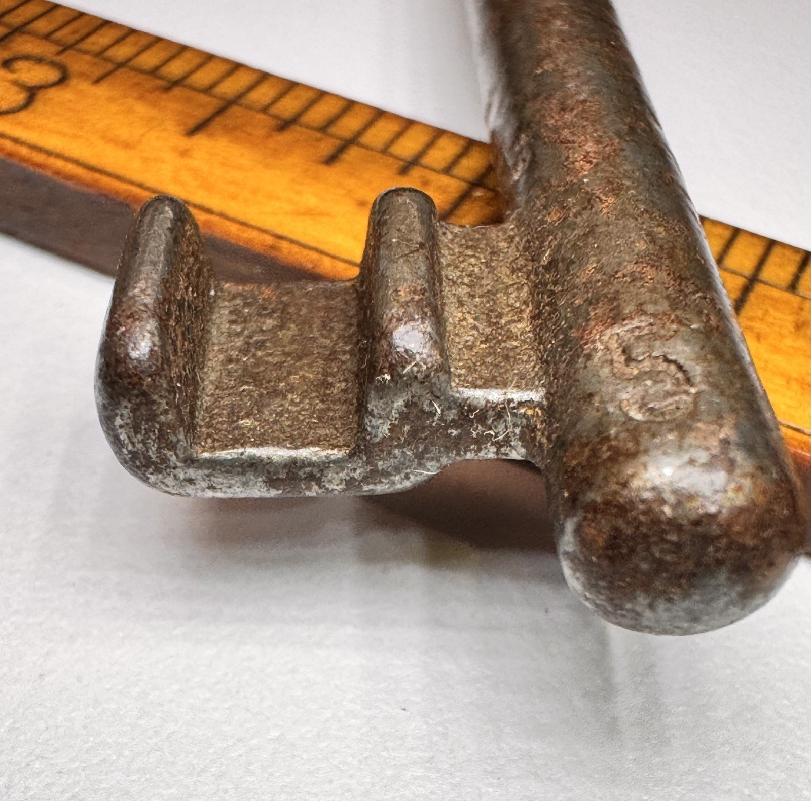 🌿 🗝️Antique Skeleton Key Solid Barrel Key authentic Antique Key!