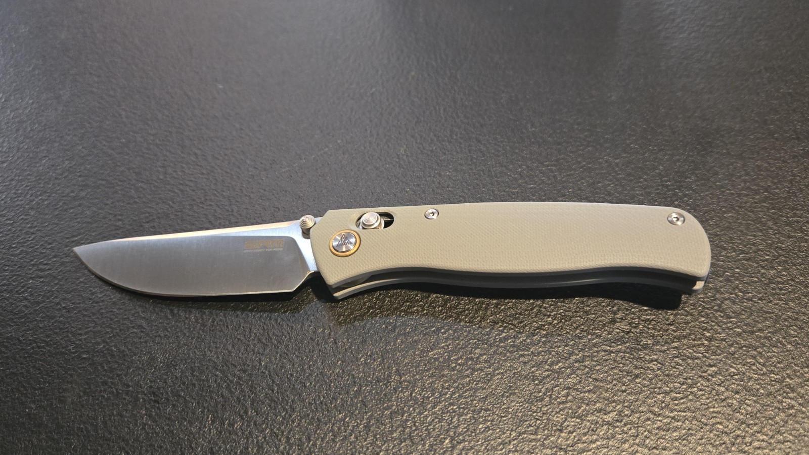 SRM 255L-GK2 Gray G10 Drop Point Plain Edge Pocketknife Liner Lock Clip