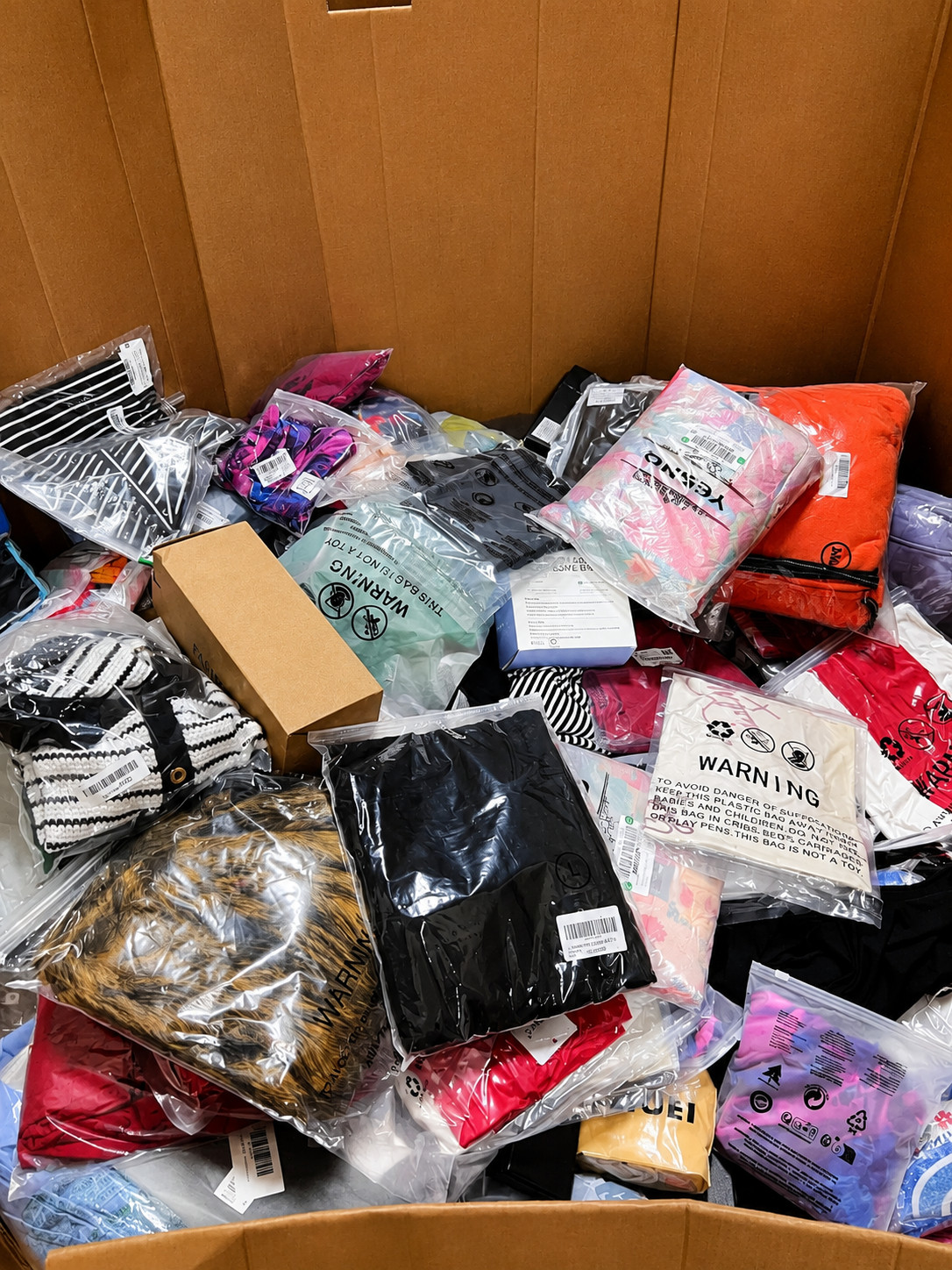 Elite Reseller Collection – Mixed Wholesale Merchandise Value Stock
