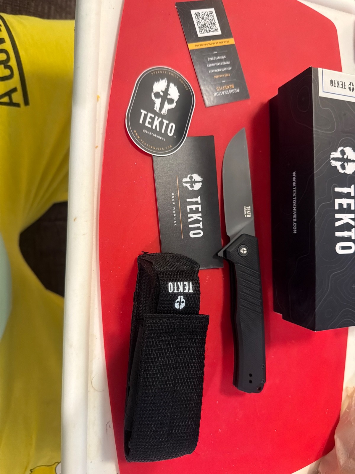 TEKTO Folding Knife, Black G10 Handle with Black Accents, D2 Steel