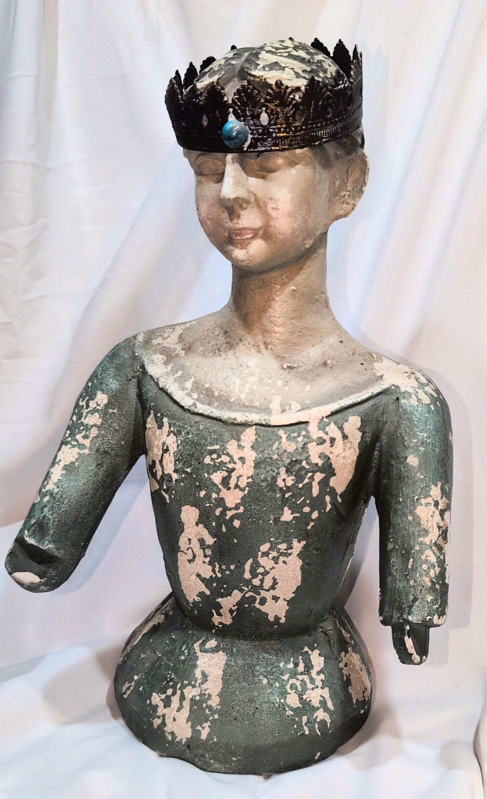 Chalkware Reproduction Distressed Santos Doll Bust Green With Crown 14″ Tall
