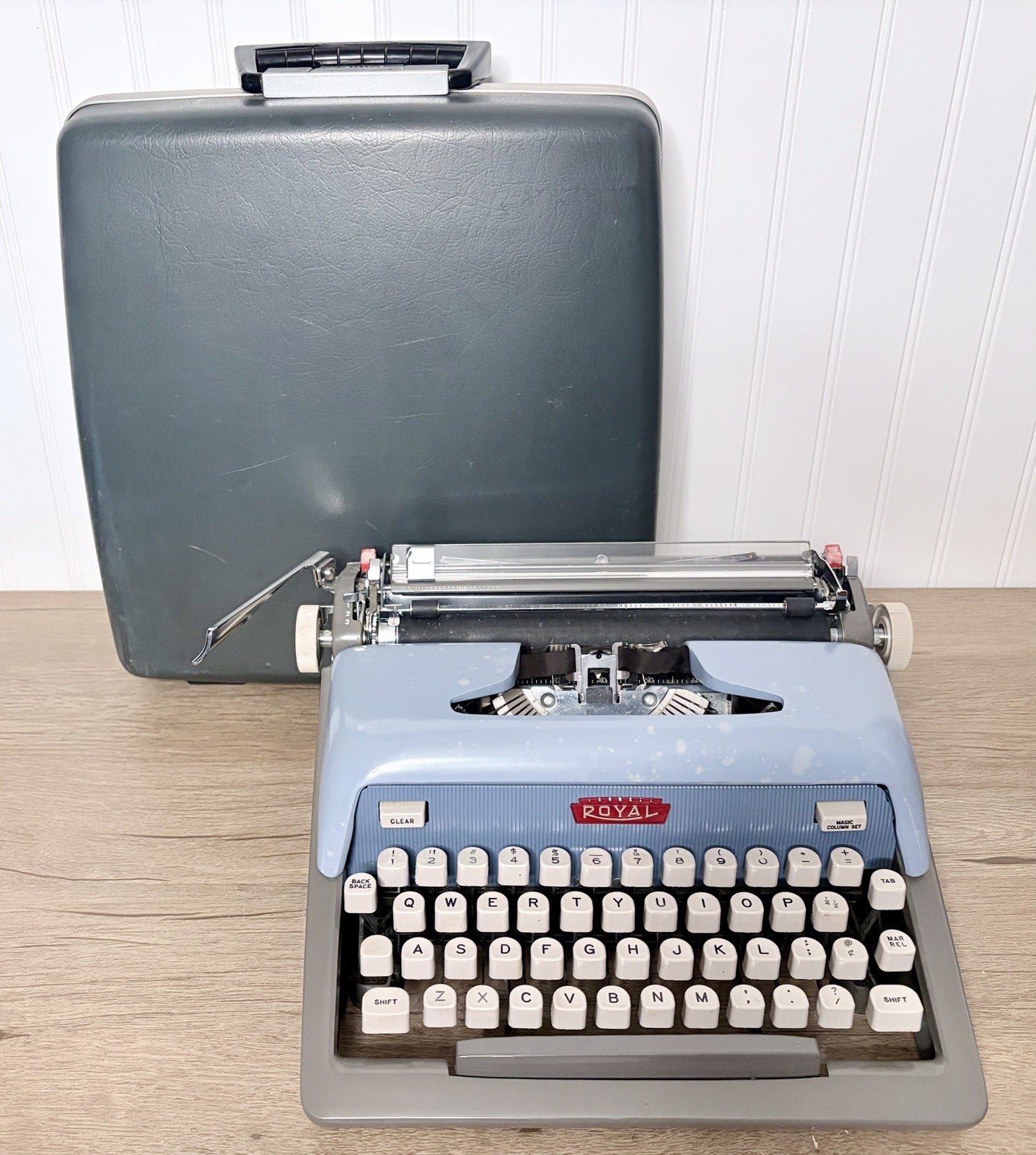 1959 Royal Futura 800 Typewriter • Periwinkle Blue & Gray w/Case Works