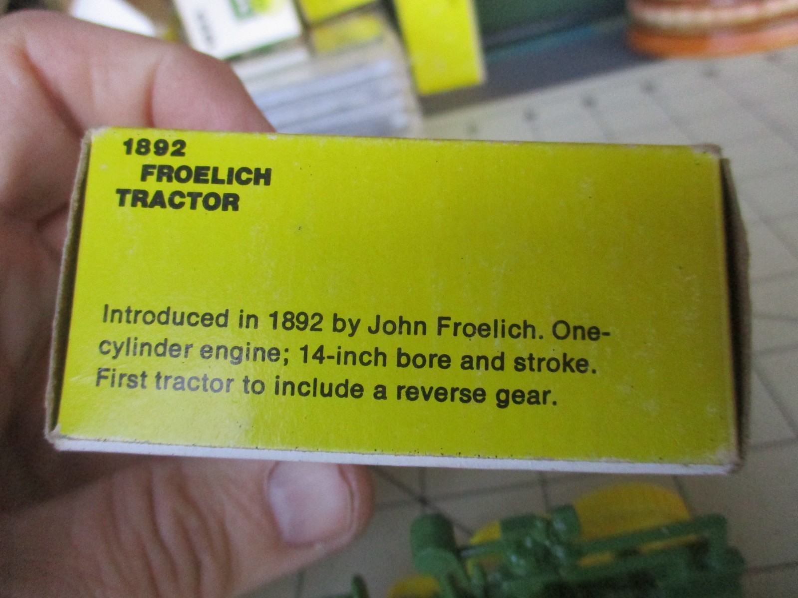 Vtg 1892 model JOHN DEERE Froelich Tractor ERTL Desk Model, USA made, No 561
