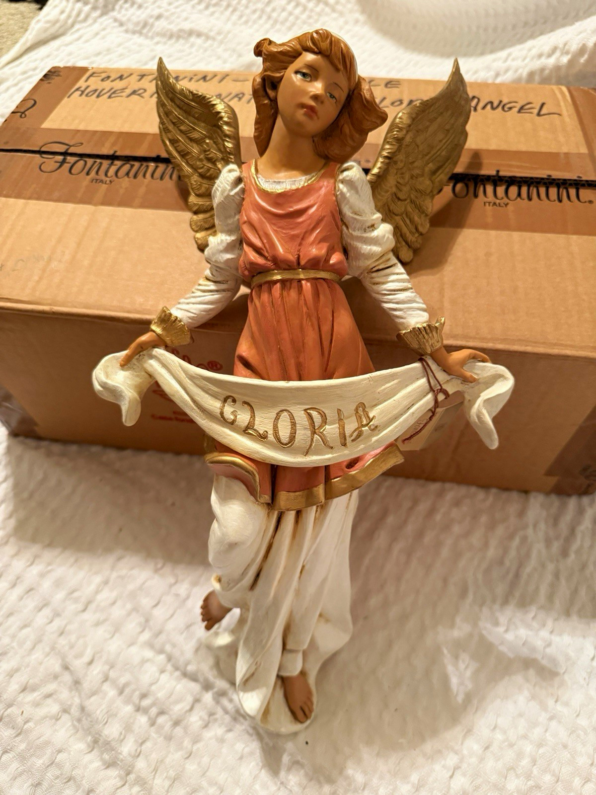 NEW, Fontanini, 18” Scale, Nativity Angel Holding “GLORIA” Banner, Figurine
