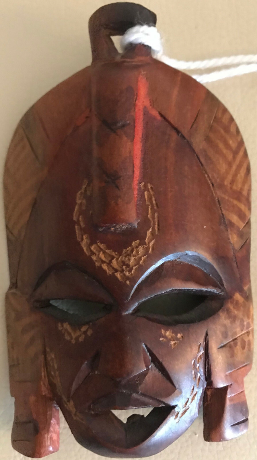 Small Wooden Mask for Hanging IN Braun Approx. 5 1/8×3 1/8×0 13/16in Very