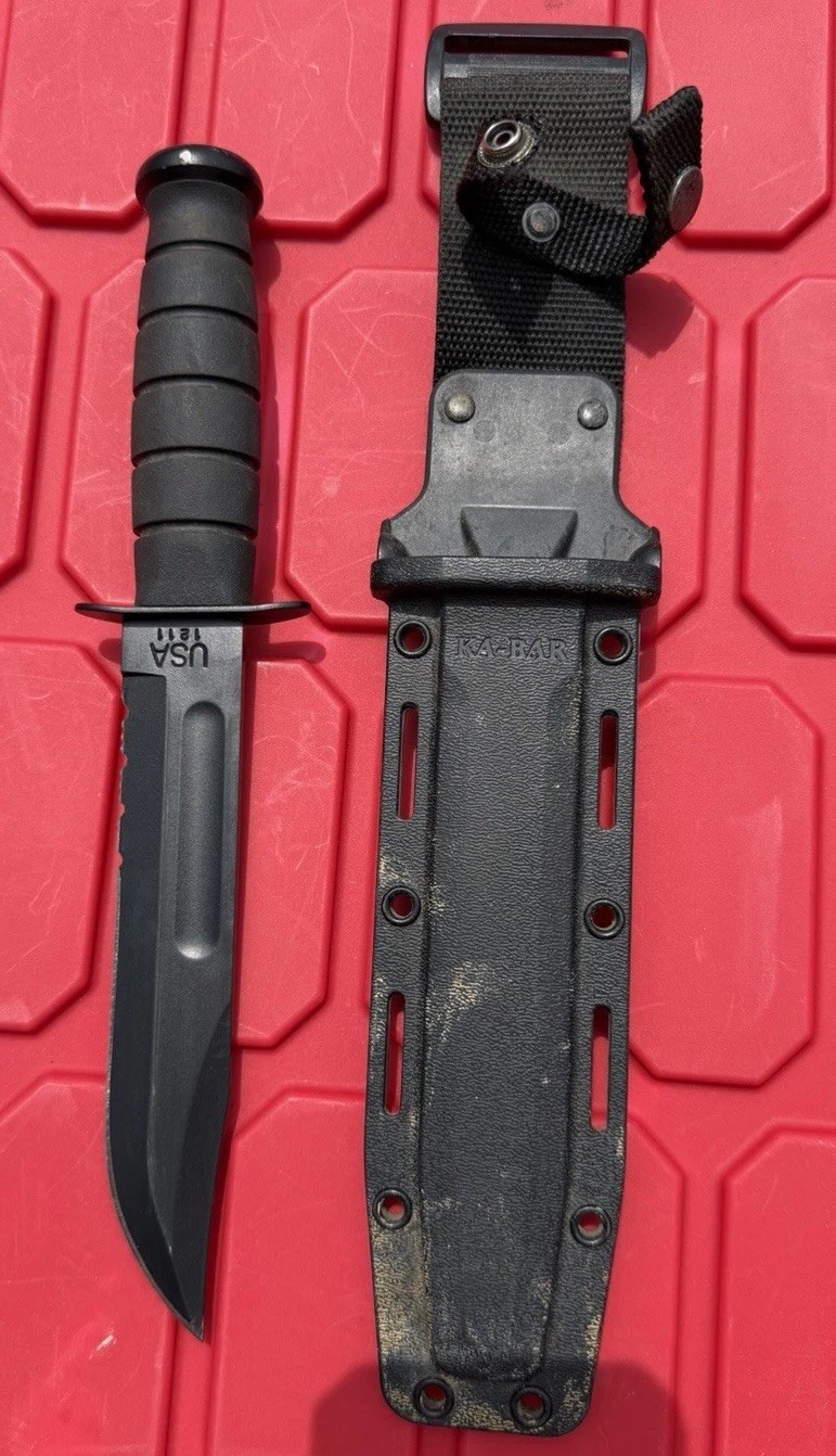 Vintage KA-BAR 1211 Black Fighting Combat Knife 1095 USA Kydex Sheath Military