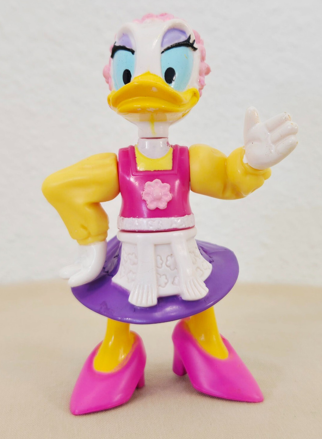 Disney Daisy Duck 4.5″ PVC Figure EPCOT CENTER Cake Topper McDonalds Happy Meal