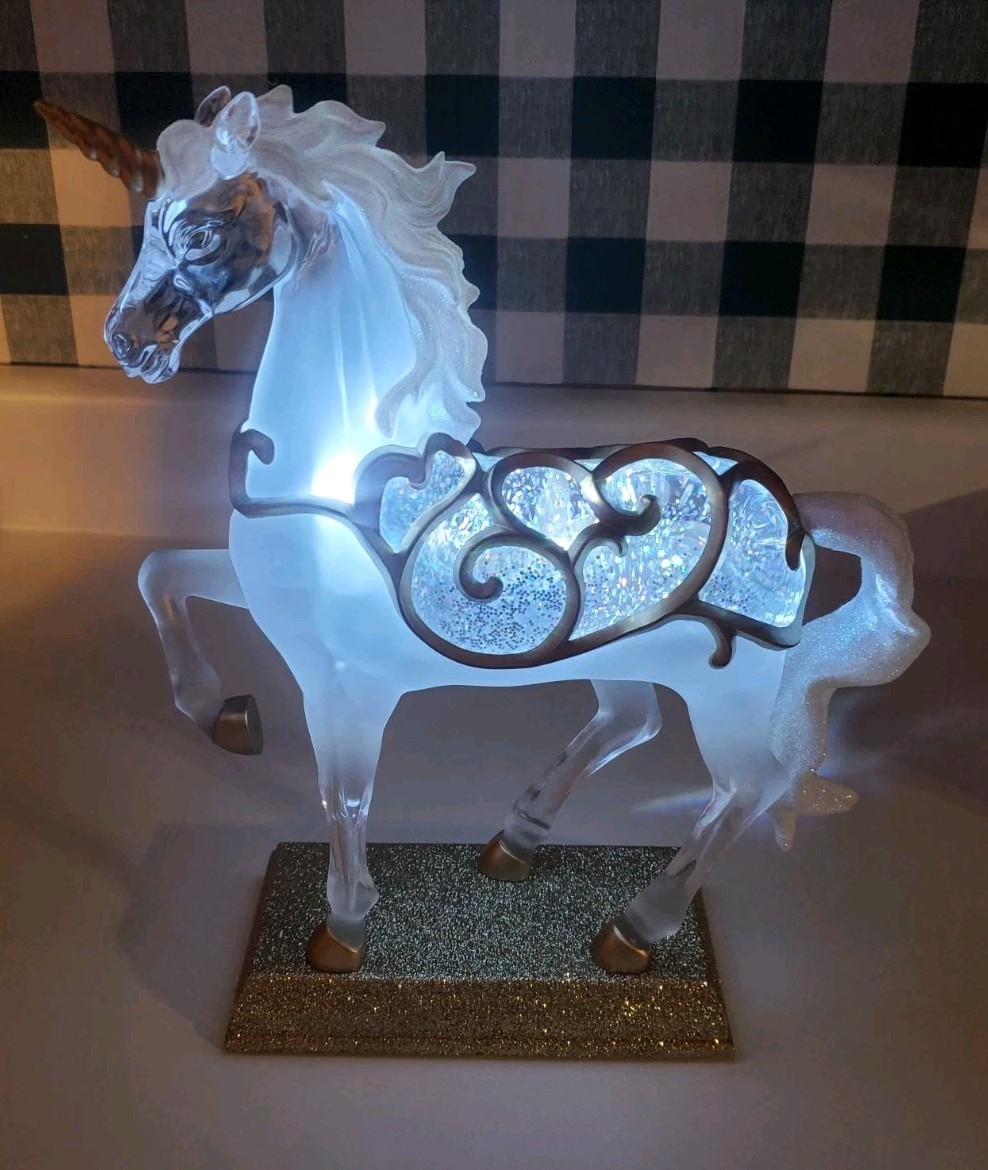 Unicorn Snowglobe Cracker Barrel 12.25” UNICORN Figural Glitter Globe w/Box