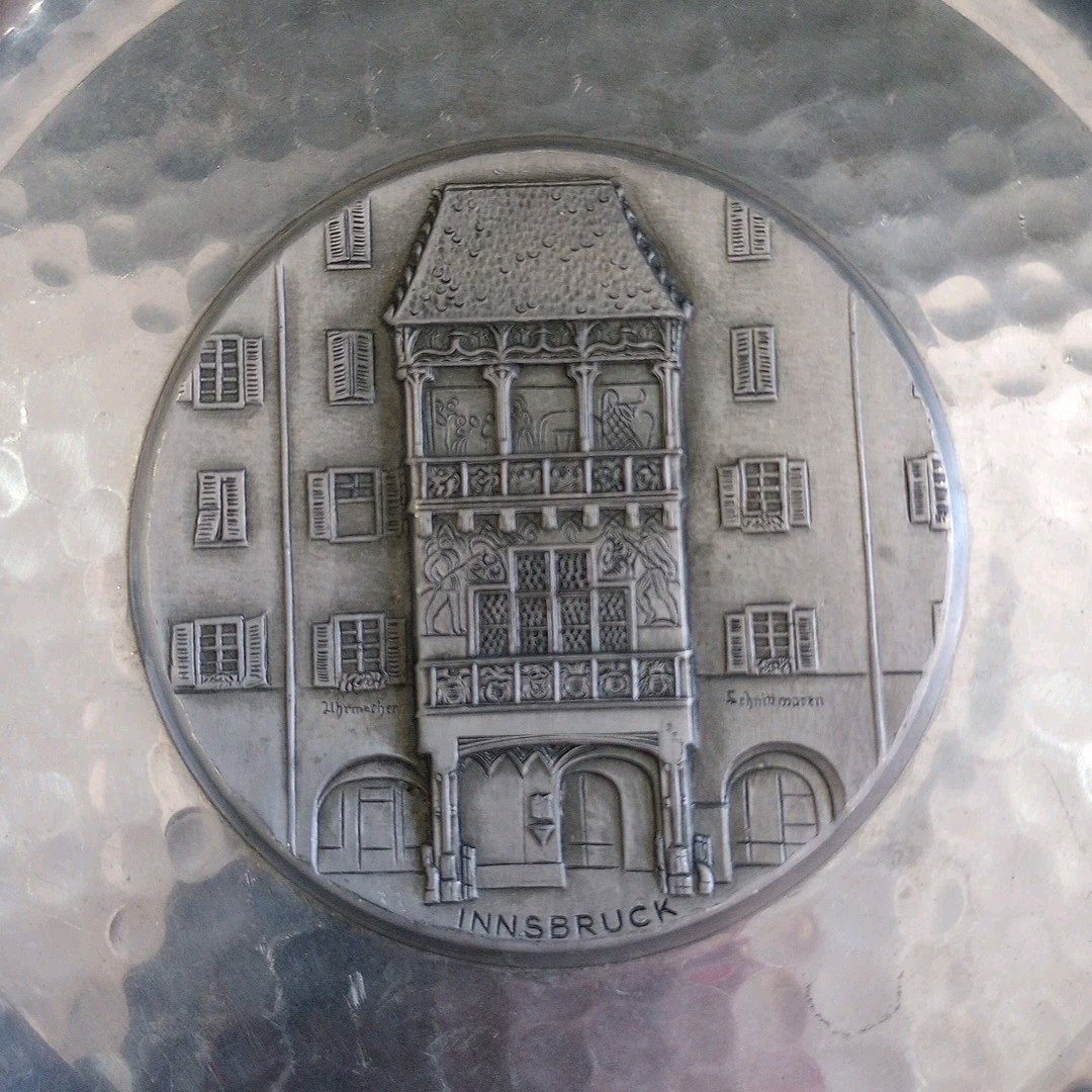 Hammered Aluminum Souvenir Plate Innsbruck Golden Roof Historic Landmark 5.75in