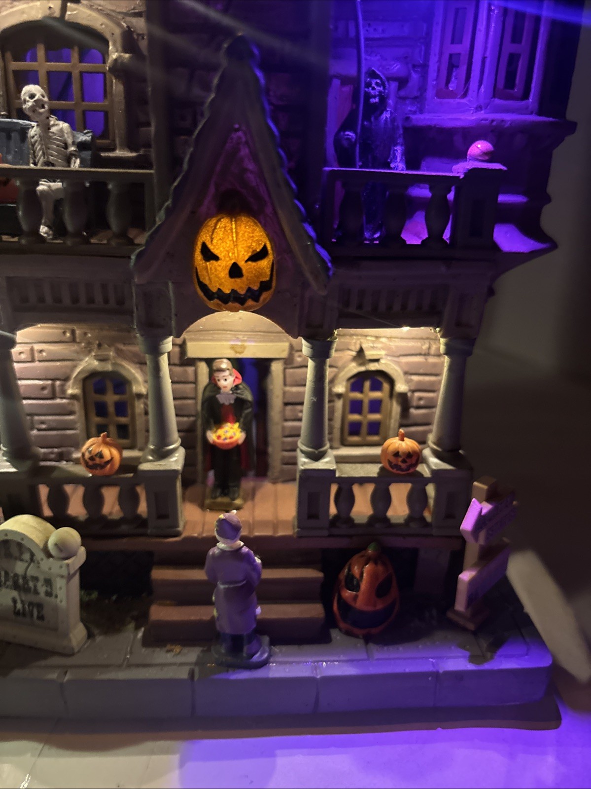 Lemax Spooky Town Haunted Estates Halloween Village Exclusive NIB
