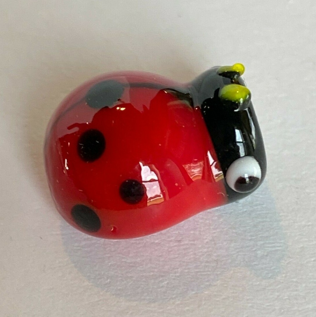 Ganz “The Tiny Little Ladybug” Token Charm Figurine w/Poem Card Glass Miniature