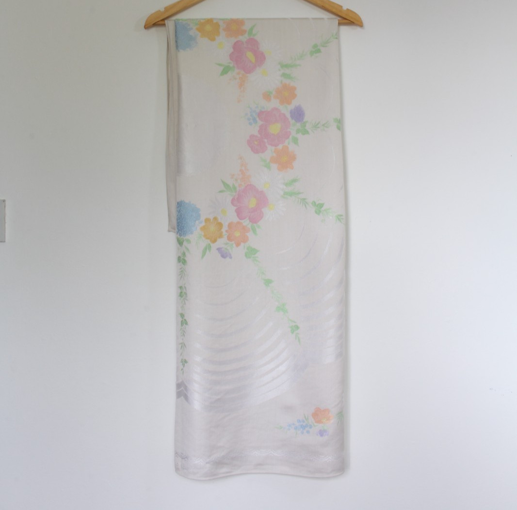 Vintage Double Damask tablecloth table linen Old Bleach coloured flowers square