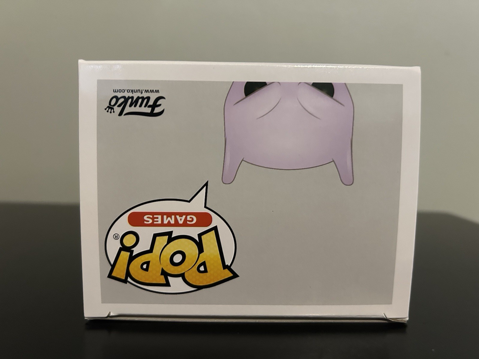 Funko Pop! Pokémon Mewtwo #581 Signed Jay Goede Philip Bartlett *NO COA*