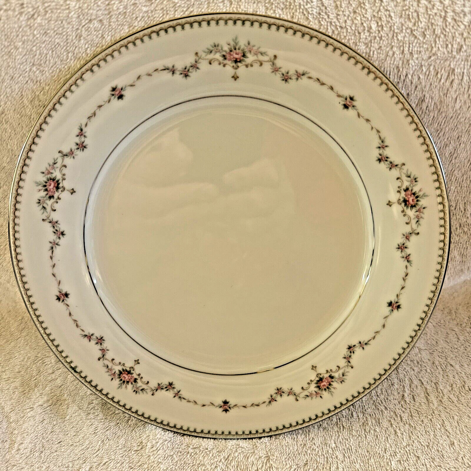 Vintage Noritake 6102 Fairmont Dinner Plate(s) Porcelain China 10 3/8″ Diameter