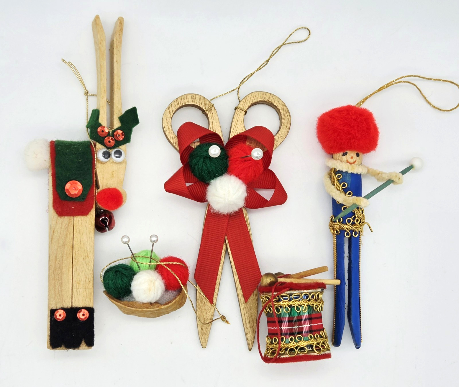 6 Vintage Hand Crafted Christmas Ornaments Clothes Pins Felt Wood