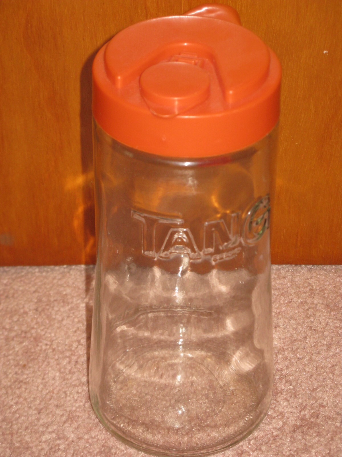 .VINTAGE TANG ANCHOR HOCKING GLASS PITCHER EMBOSSED WITH ORANGE LID & SPOUT
