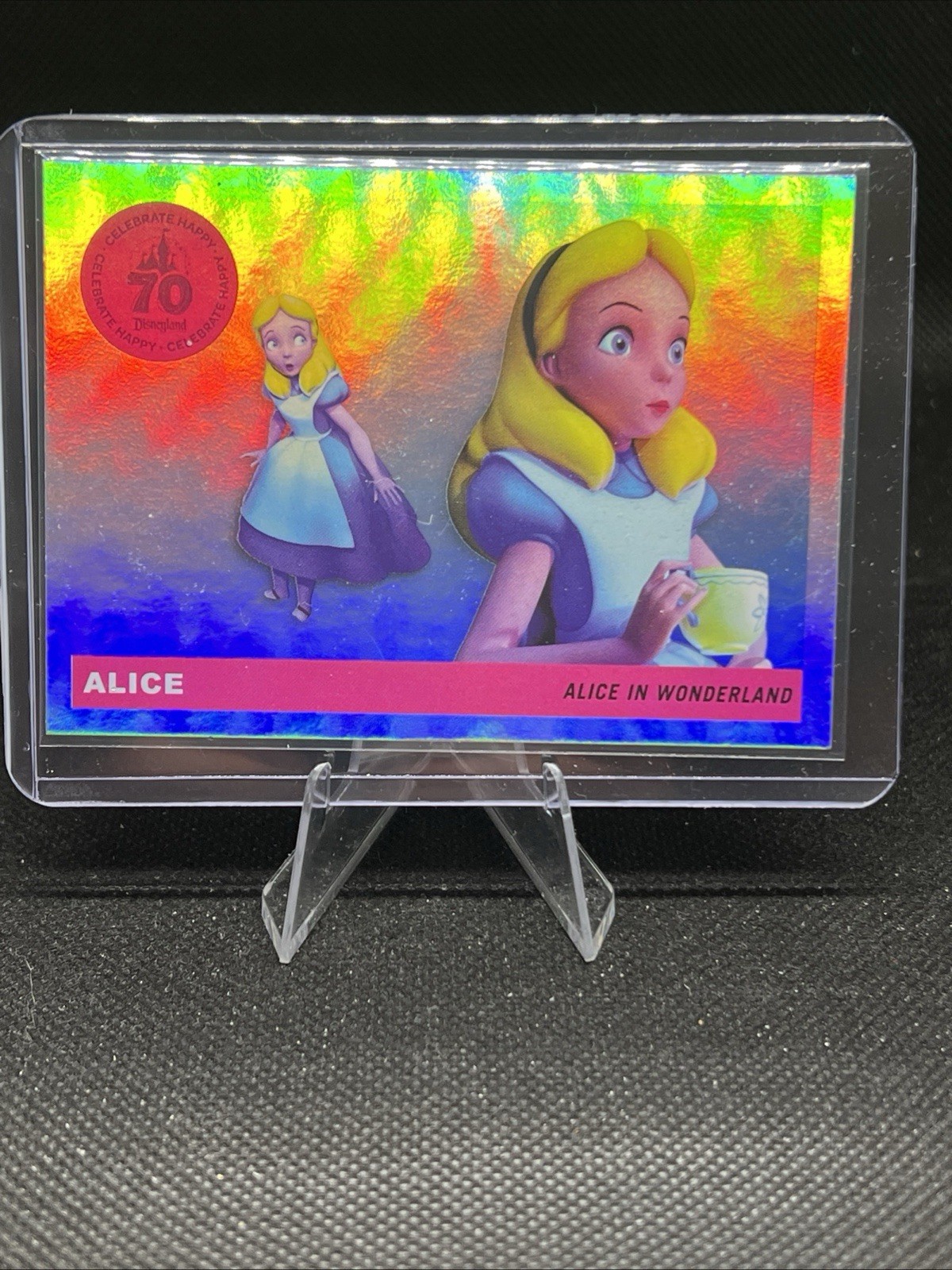 Topps Disneyland 70th Anniversary – Alice In Wonderland T55-25 Rainbow Foil