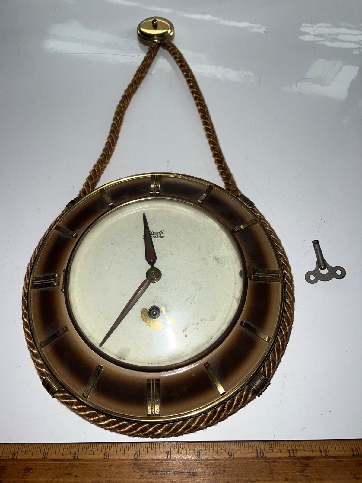 VINTAGE HERMLE SCHWEBE ANKER MECHANICAL WALL CLOCK WITH KEY WORKS