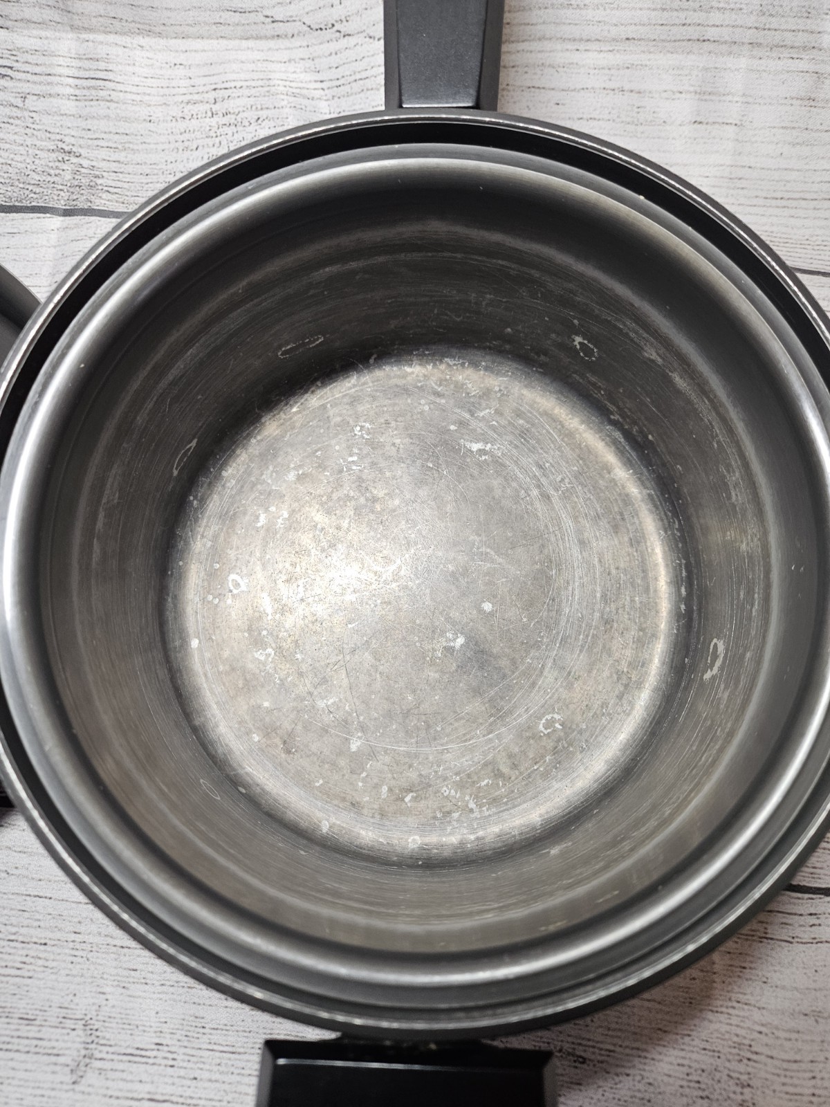 West Bend Miracle Maid 8.25″ Sauce Pan With Lid Anodized Aluminum Gray-4.5″ Deep