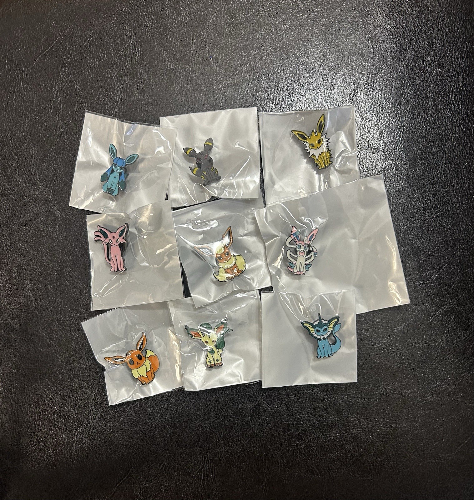 Eevee and Evolutions Pins Set Pokemon Umbreon Espeon Sylveon 9 Pieces Set