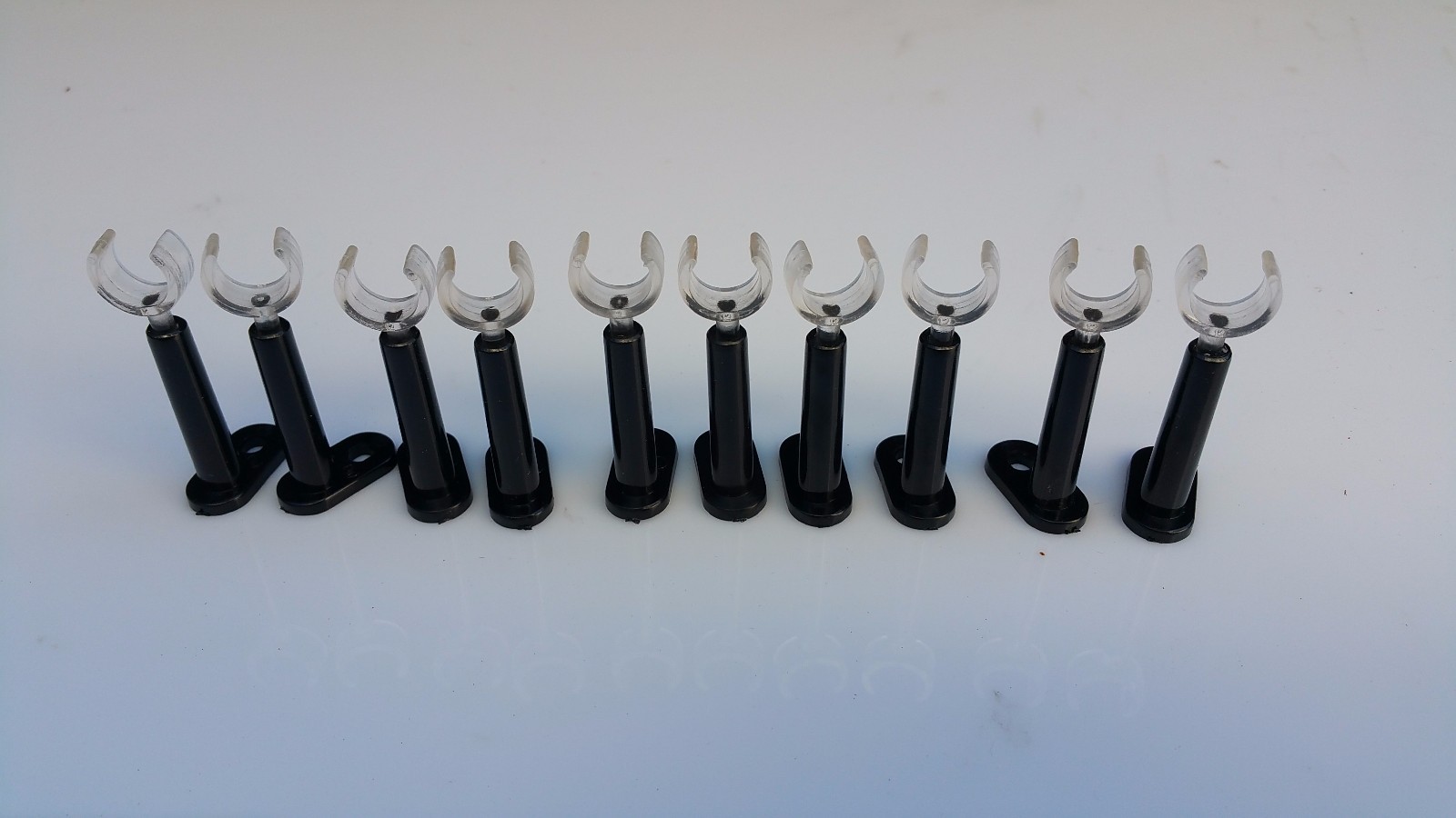 Neon Sign Tube Support/Stand 10mm