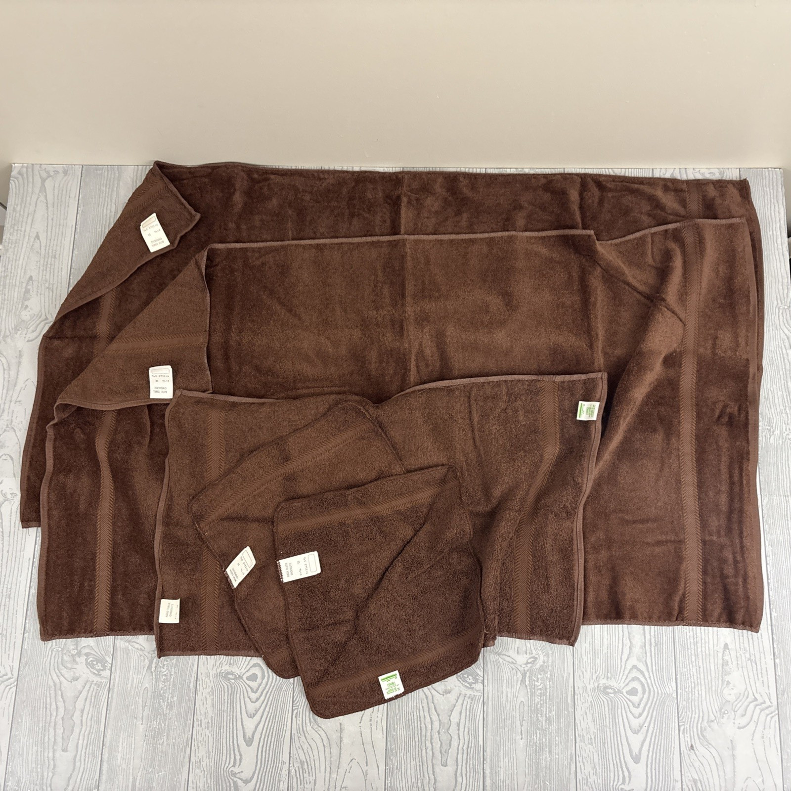 VTG NOS NWT 80s Sears Chocolate Brown 5 Set Bath Hand Wash towels Made in USA