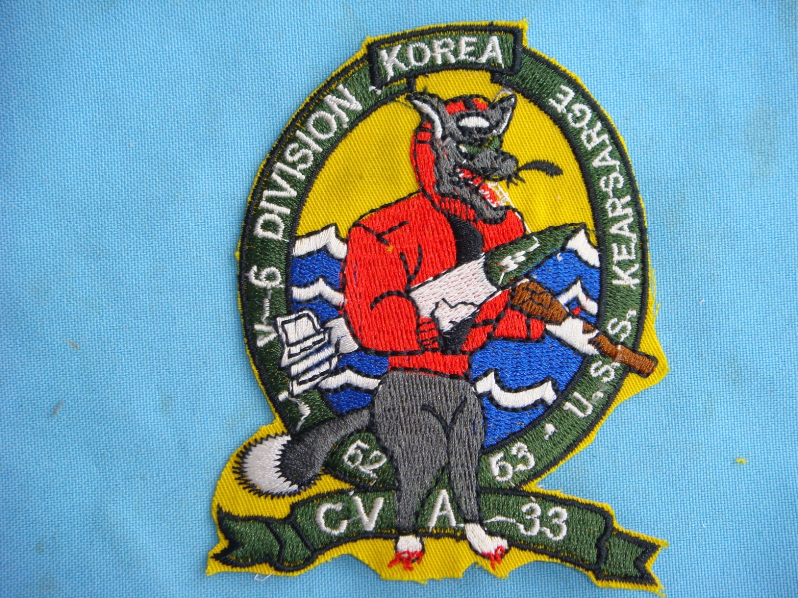 KOREA WAR (1950-53) US Navy V-6 DIVISION USS KEARSARGE CVA-33