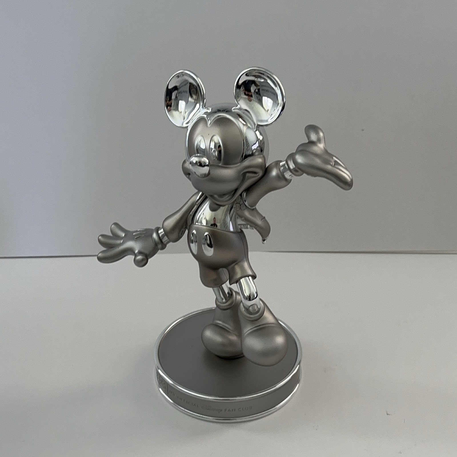 Disney D23 Mickey Mouse Statue Disney100 Milestone 10.75in Plastic Steel