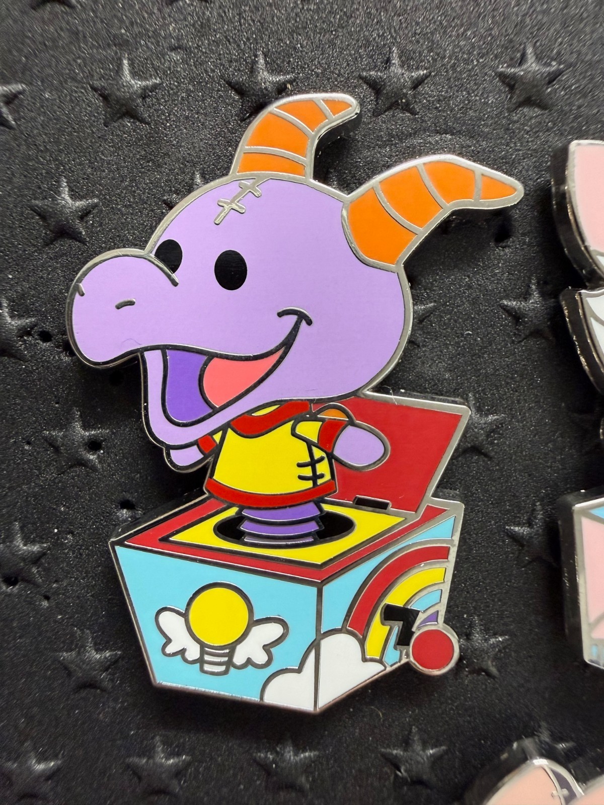 2025 Disney Toys In a Box Mystery Pin *You Pick*