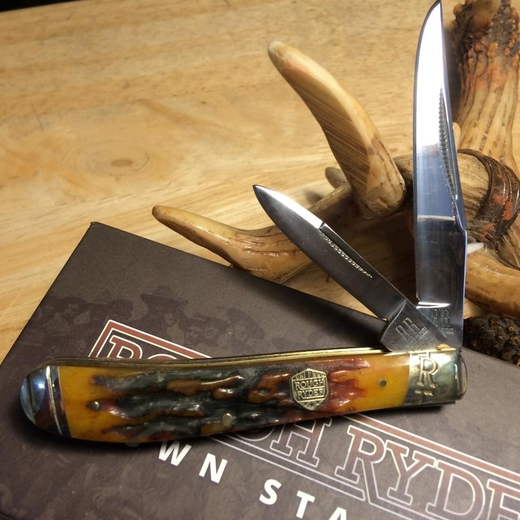Rough Ryder Brown Stag Bone Trapper with Pen Blade 3 3/4″ Pocket Knife RR1848