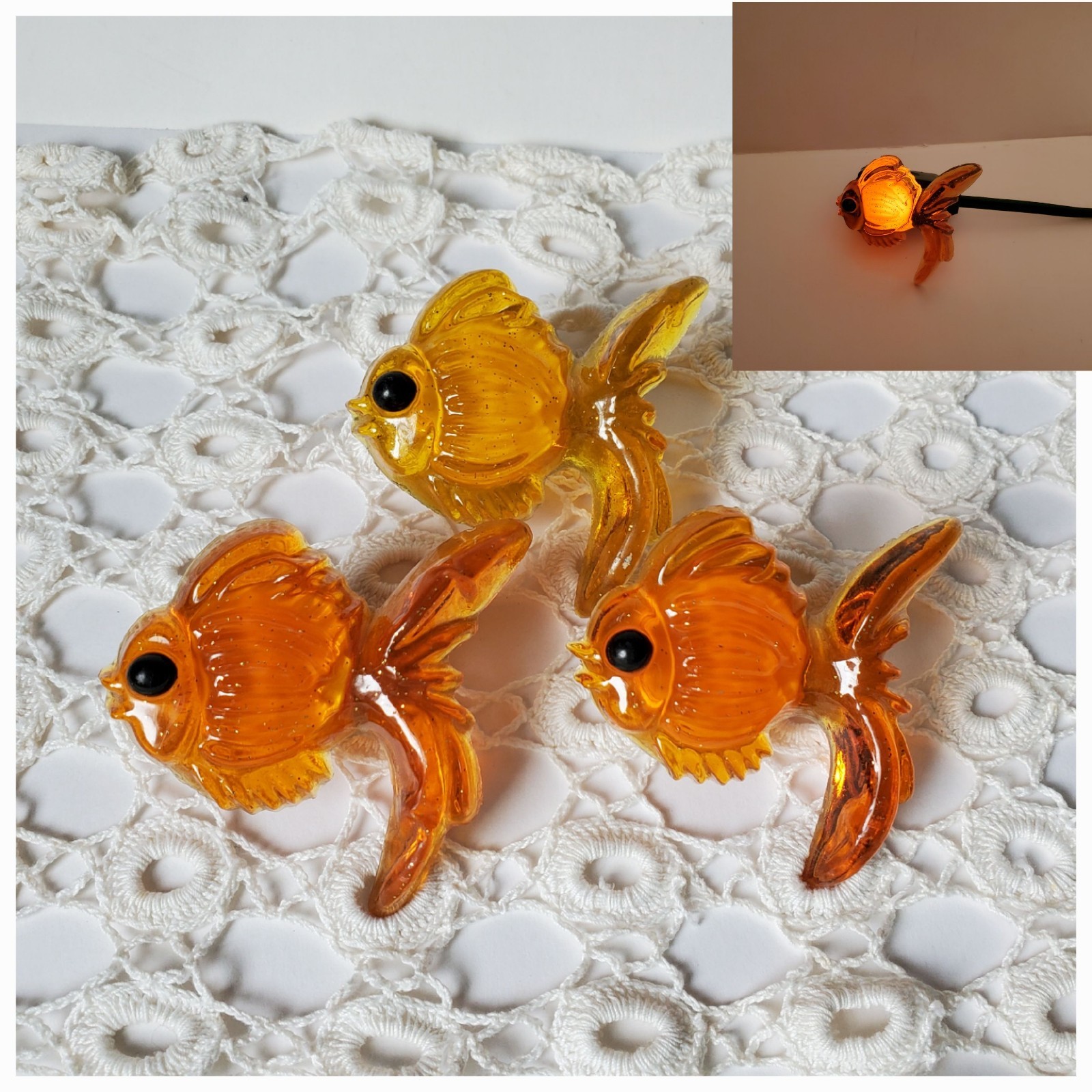 Lot 3 Vintage Fish Night Light Acrylic Lucite Plug In Works USA Approximately 3″