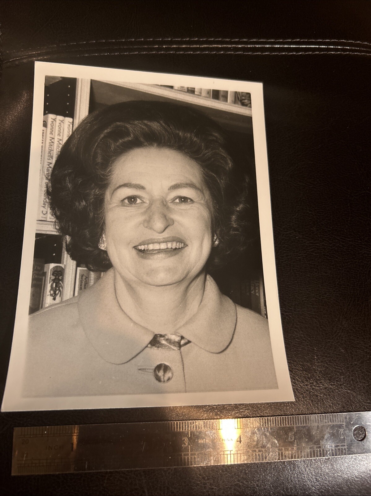s48 Original Press Photo Lady Bird Johnson London Signing 1970