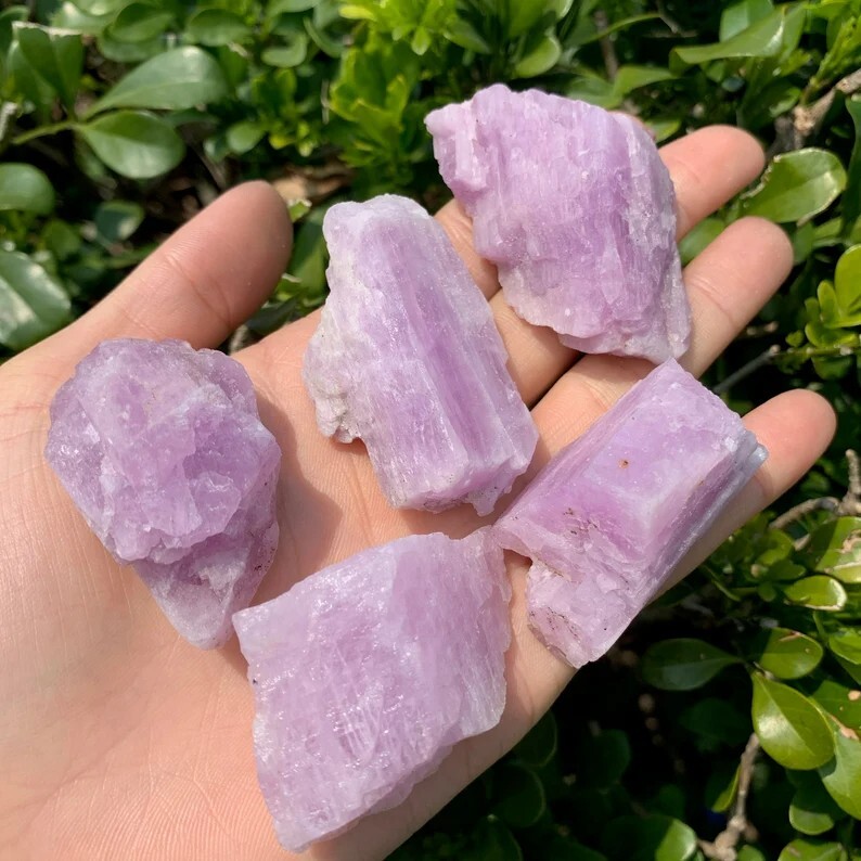 Raw Rough Kunzite Chunk Healing Purple Crystal Mineral Rock Specimens Gifts 1PCS