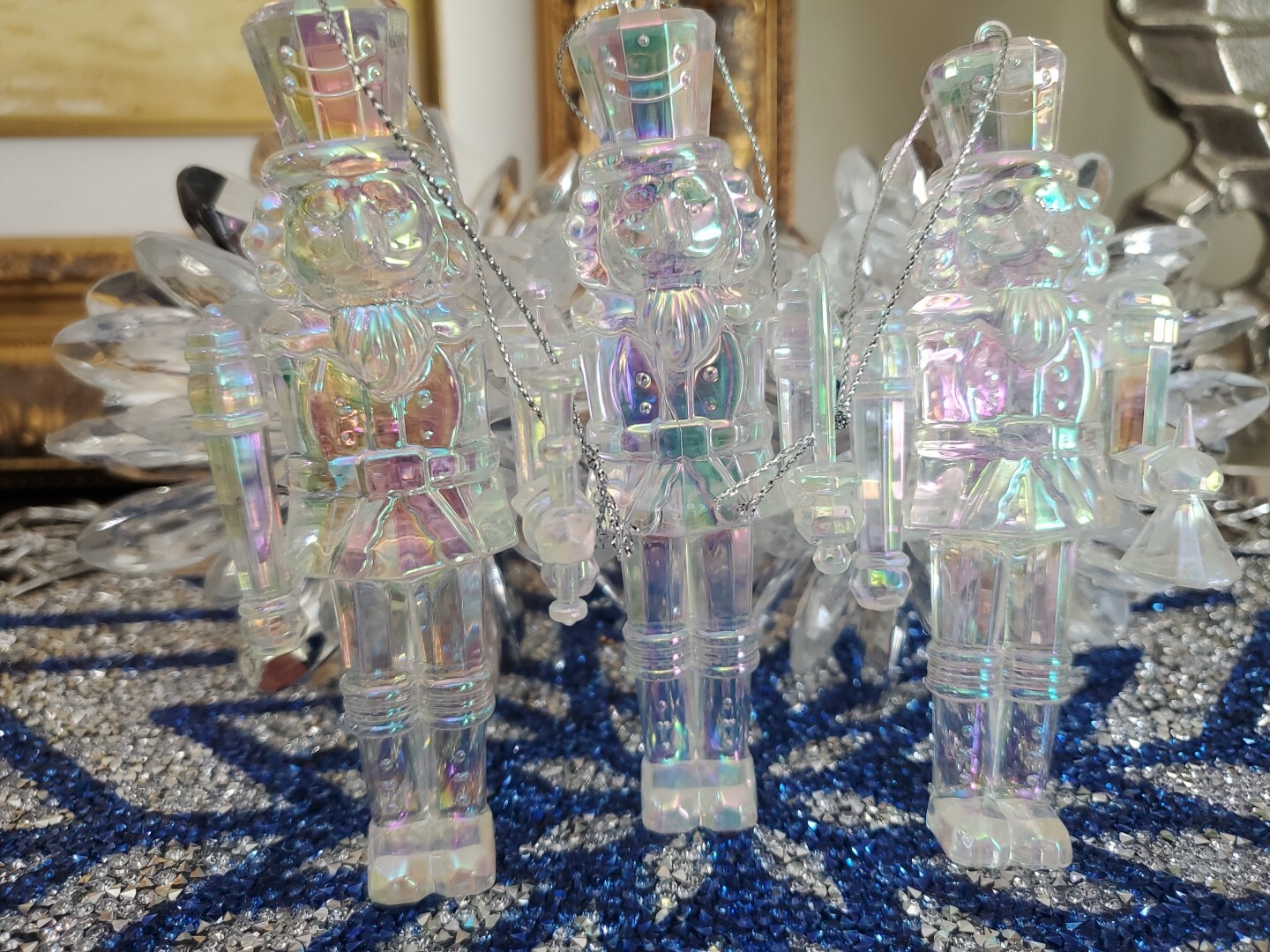 BEEKMAN HOME DECOR Iridescent Lucite Clear Acrylic Nutcracker Christmas Tree 3pc