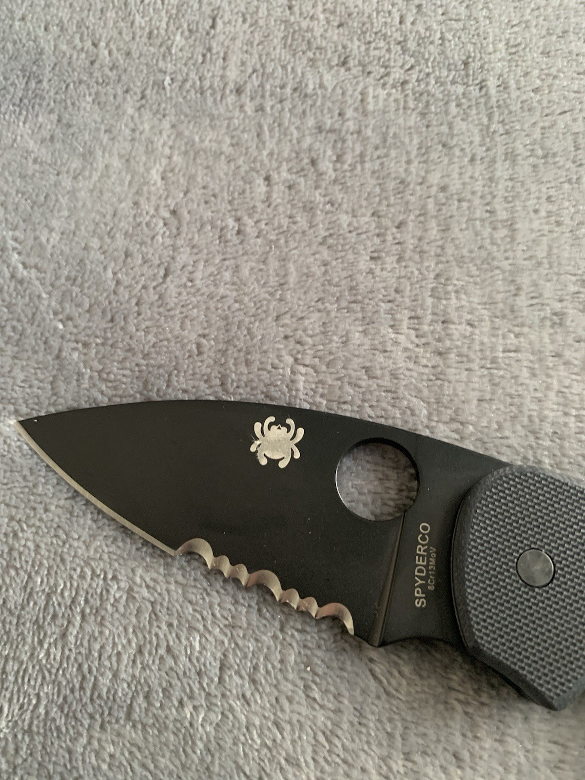 Spyderco Emphasis Combination Black Blade G10 Scales 8cr13MoV FACTORY SECOND+Bag